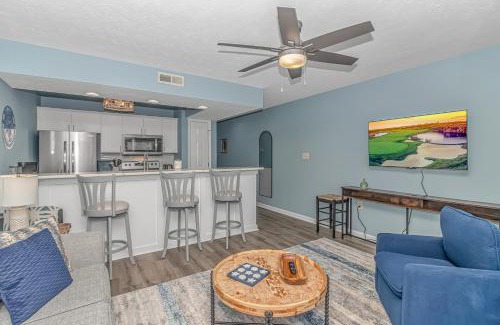 Carolina Forest Casa | Beautifully Renovated- Ground Floor Condo Sleeps 4! 1 bed, 1 bath - River Oaks Golf Villas unit 7-B