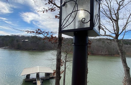 Bremen Casa | Beautifully renovated 5-bedroom home on Smith Lake with 2 slip boat dock.