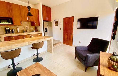 San Antonio Tlayacapan Casa | Casa de Huéspedes Privada de 1 Dormitorio Bellamente Renovada