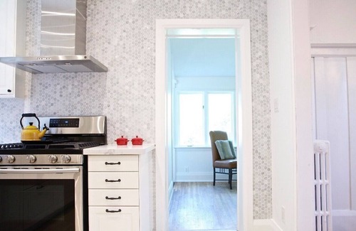 Cedarvale Casa | Beautifully Renovated Toronto Home with great outdoor space and deck