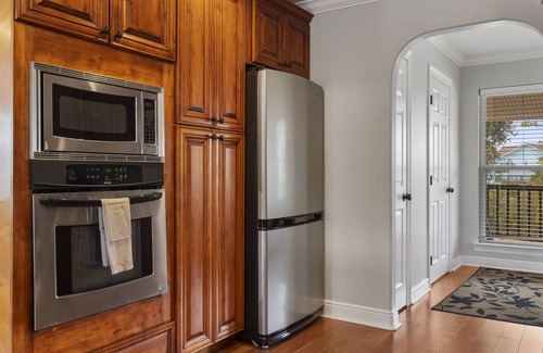 Gulfport Casa | Beautifully Renovated Waterfront House in Gulfport