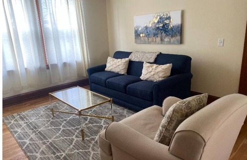 Kingsport Apartamento | Beautifully Renovated Historic Building Apartments #3