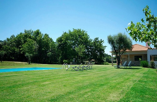 Fornelos Villa | Beautifully Restored Ponte de Lima Farm House | 6 Bedrooms | Quinta Fornelos | Private Pool & Surrounded by Hectares of Vineyards