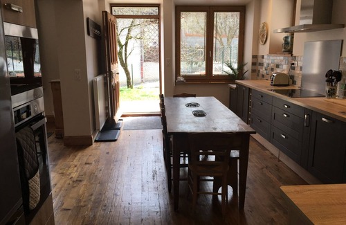 Giez Casa | Hermosa casa de campo convertida cerca del lago de Annecy y las montañas