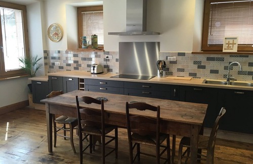 Giez Casa | Hermosa casa de campo convertida cerca del lago de Annecy y las montañas