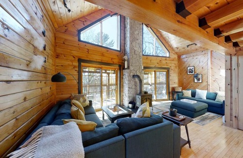 Boothbay Harbor Casa | Beaver Run Cabin