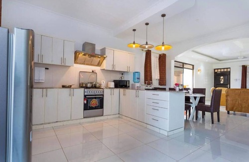 Ukunda Apartamento | Becky Apartment in Diani Beach