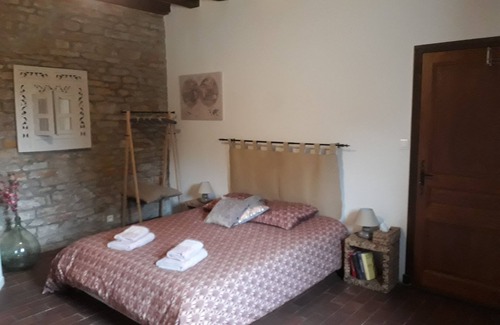 La Chapelle-de-Bragny Casa | Casa de huéspedes del siglo XVIII cerca de la cultura y la gastronomía.