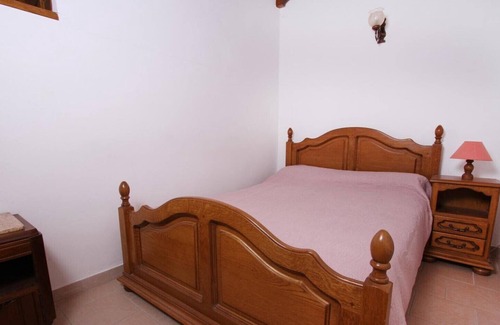 La Garde-Adhemar Cama Y Desayuno | Bed and Breakfast 'Fanny' con piscina compartida, jardín compartido y Wi-Fi