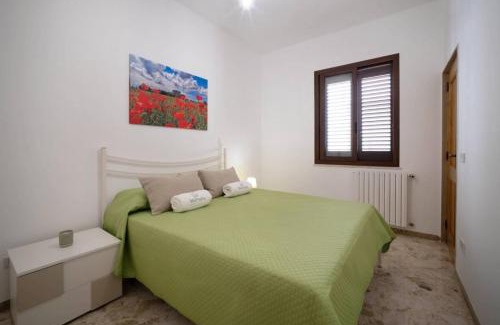 Cisterna di Latina Cama Y Desayuno | bed and breakfast eden della coppia clandestina