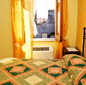 Fondi Cama Y Desayuno | Bed And Breakfast Camere Primavera