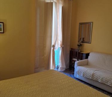 Fondi Cama Y Desayuno | Bed And Breakfast Camere Primavera