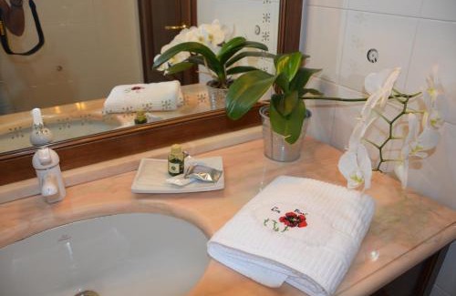 Calamandrana Cama Y Desayuno | Bed & Bistrò Che Piasì