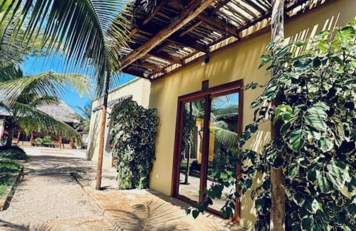 Paje Villa | Bed & Breakfast, Palm Cultural Village Hotel.