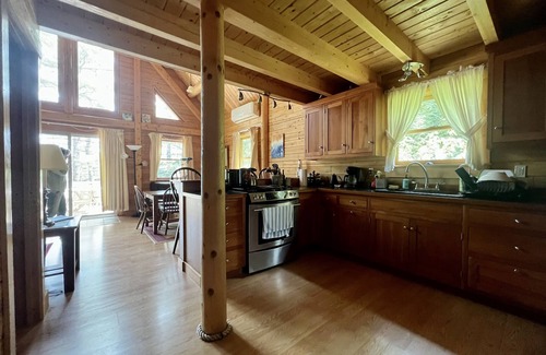 Beddington Cabina | Beddington Lake Log Cabin!