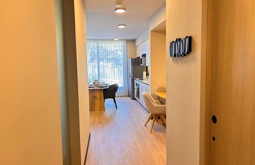 Santa Ana Complejo | BEE Suites San José - Santa Ana
