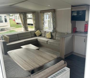 Kirby Misperton Casa | Beech Grove 10 Flamingo land