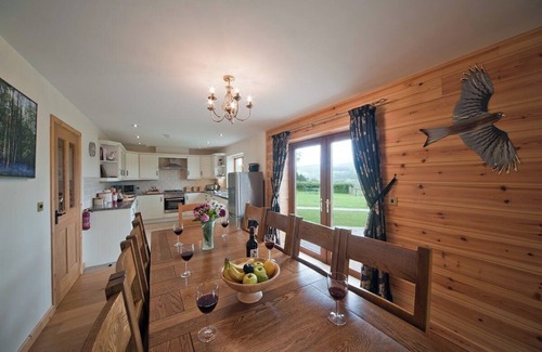 Brecon Casa | Beech Tree Eco Lodge