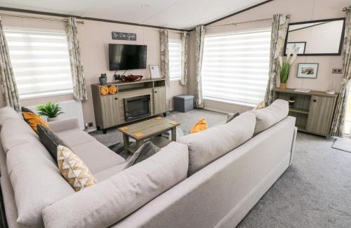 Hasguard Cross Casa | Beechwood Lodge