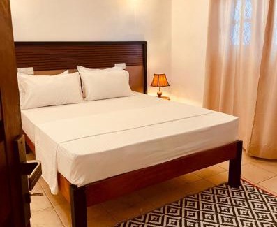 Seeduwa - Katunayake Cama Y Desayuno | Bees Airport Hotel