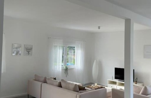 Adelheidsdorf Casa | Behagliches Haus mit Terrasse und vielem mehr