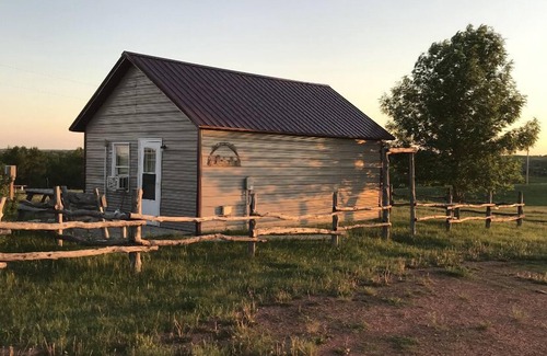Grassy Butte Cabina | Beicegel Creek Bunkhouse