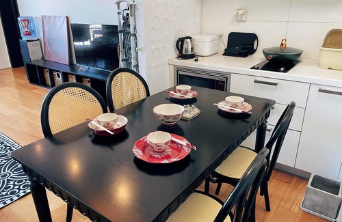 Shuangjing Cama Y Desayuno | Beijing cozy apartment with Queen bed