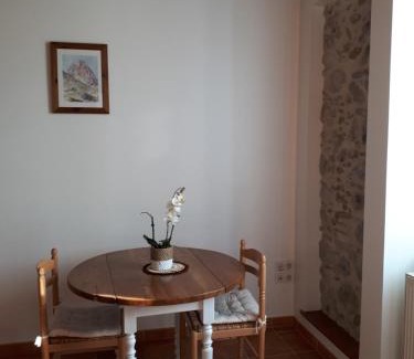 Pouzac Apartamento | Bel appartement rénové dans maison bigourdane