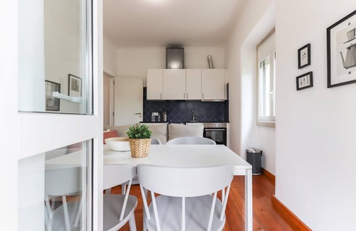 Belem Apartamento | Belem Boutique V by Homing