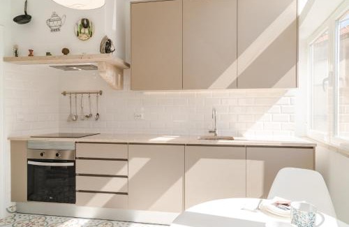 Linda-a-Velha Apartamento | Belem Lisbon Apartment