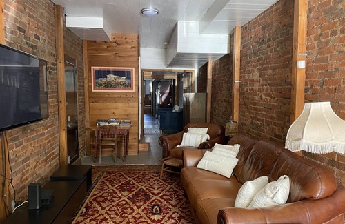 Bell Buckle Casa | Bell Buckle Hideaway - Downtown Bell Buckle, TN