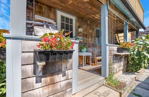 Rockport Casa | Bell Buoy