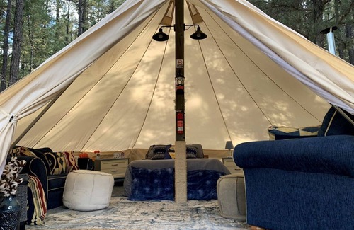 Boncarbo Alquiler De RV | Bell Tent for Four for Dreamy Glamping Escapes in Colorado