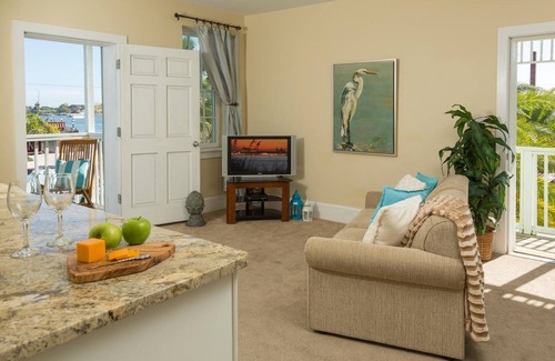 Old Town Casa | Bella Bay Inn