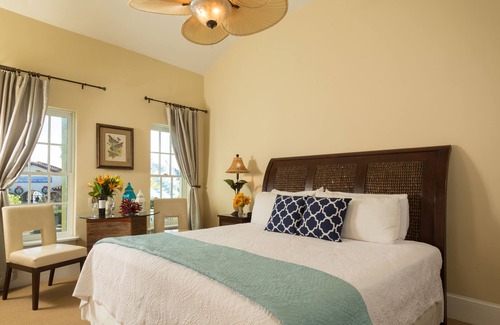 Old Town Casa | Bella Bay Inn