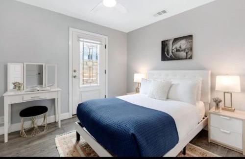 Grant Hill Casa | Bella Casa Pool Spa Min to Downtown Beaches