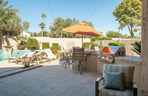 Camelback East Casa | Bella Sonora Home - Chic Camelback Corridor Villa Pool