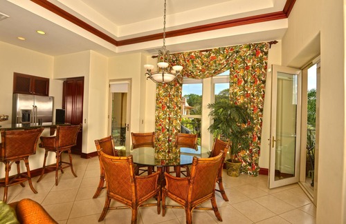 Herradura Apartamento | Bella Vista 4B - 3 bdr -3 1 2 Bath Ocean View