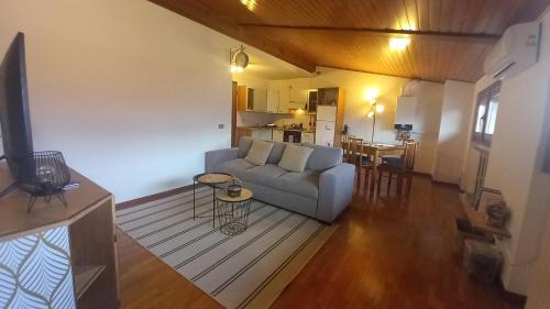 San Siro Apartamento | Bella vista lago e parcheggio privato - Acquaseria centro