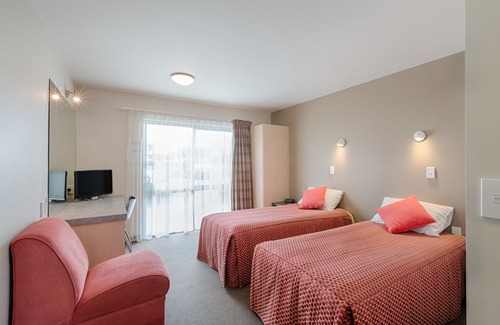 Ohinemutu Hotel | Bella Vista Motel Rotorua