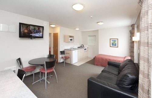 Ohinemutu Hotel | Bella Vista Motel Rotorua