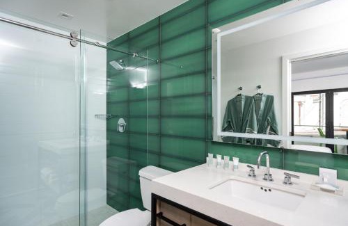 Avalon Hotel | Bellanca Hotel