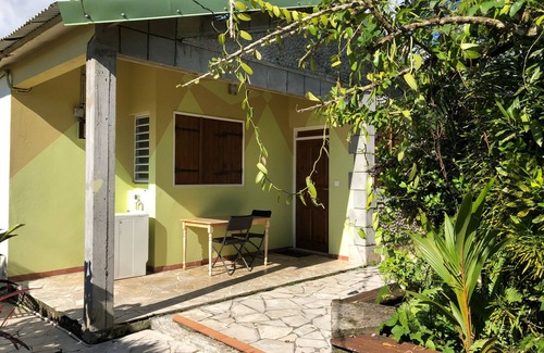 Capesterre-Belle-Eau Casa | Los nidos de Belle-Eau para Carbutes Falls