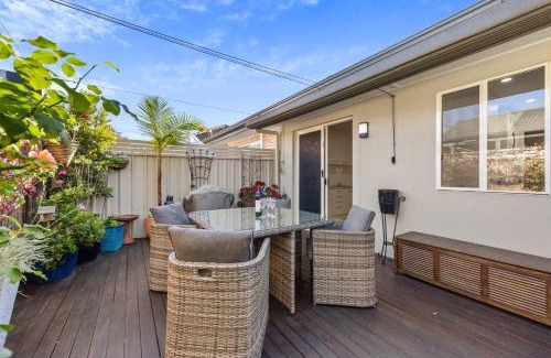 Glenelg Apartamento | Belle Escapes - Hidden Haven in Glenelg