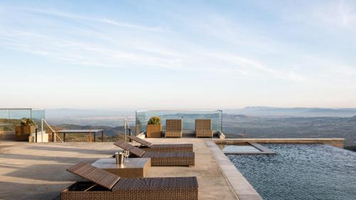 Glen Ellen Villa | Belleza by AvantStay Hilltop Mansion w Pool Panoramic Views Ultra Modern Interior
