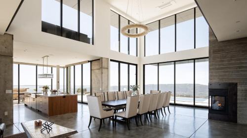 Glen Ellen Villa | Belleza by AvantStay Hilltop Mansion w Pool Panoramic Views Ultra Modern Interior