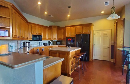 Denison Casa | Bellmount Estates @ Lake Texoma -THE PERFECT HOLIDAY HOME WITH FAMILY & FRIENDS