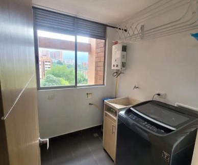 Financial District Apartamento | BELLO APTO en CHAPINERO ALTO DE 2 HABITACIONES 201 CON VISTA AL PAISAJE HERMOSO DE CHAPINERO ALTO Y ALREDEDORES