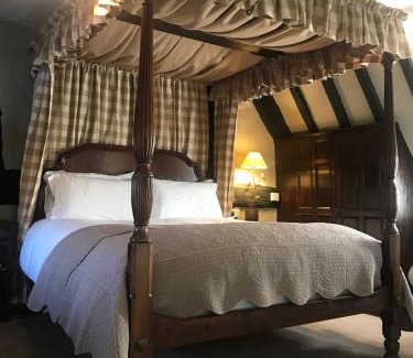 Alderton Casa | Bells Cottage