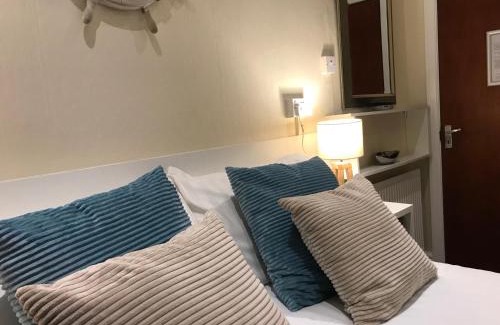 South Shore Hotel | Belmont Hotel